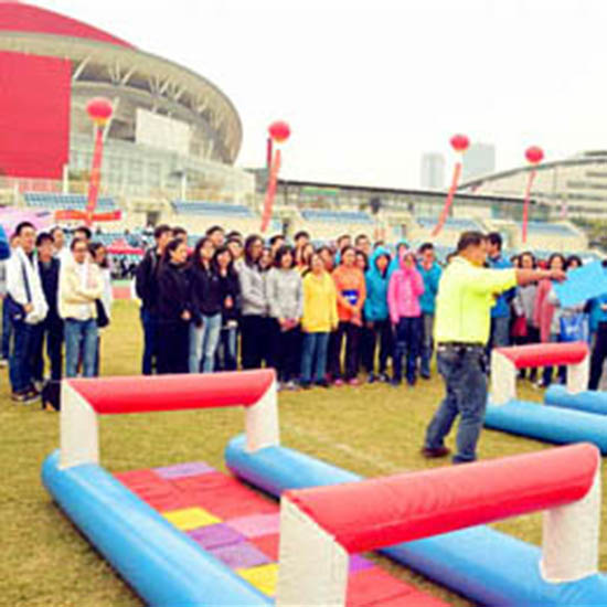 用一根绳让孩子们“跳”出大山(图1)