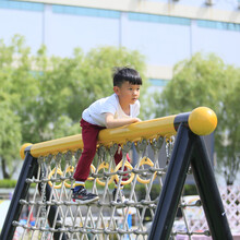 自信阳光快乐成长成都武侯实验中学附小的缤纷“六一”(图1)